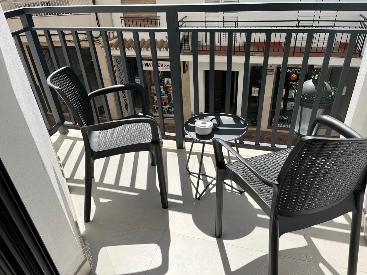 Apartamentos Mombasa 2 Planta Нерха Екстериор снимка