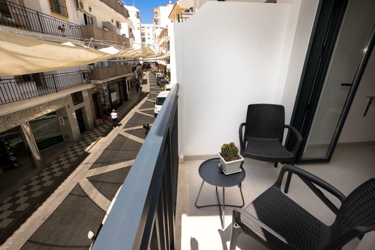Apartamentos Mombasa 2 Planta Нерха Екстериор снимка