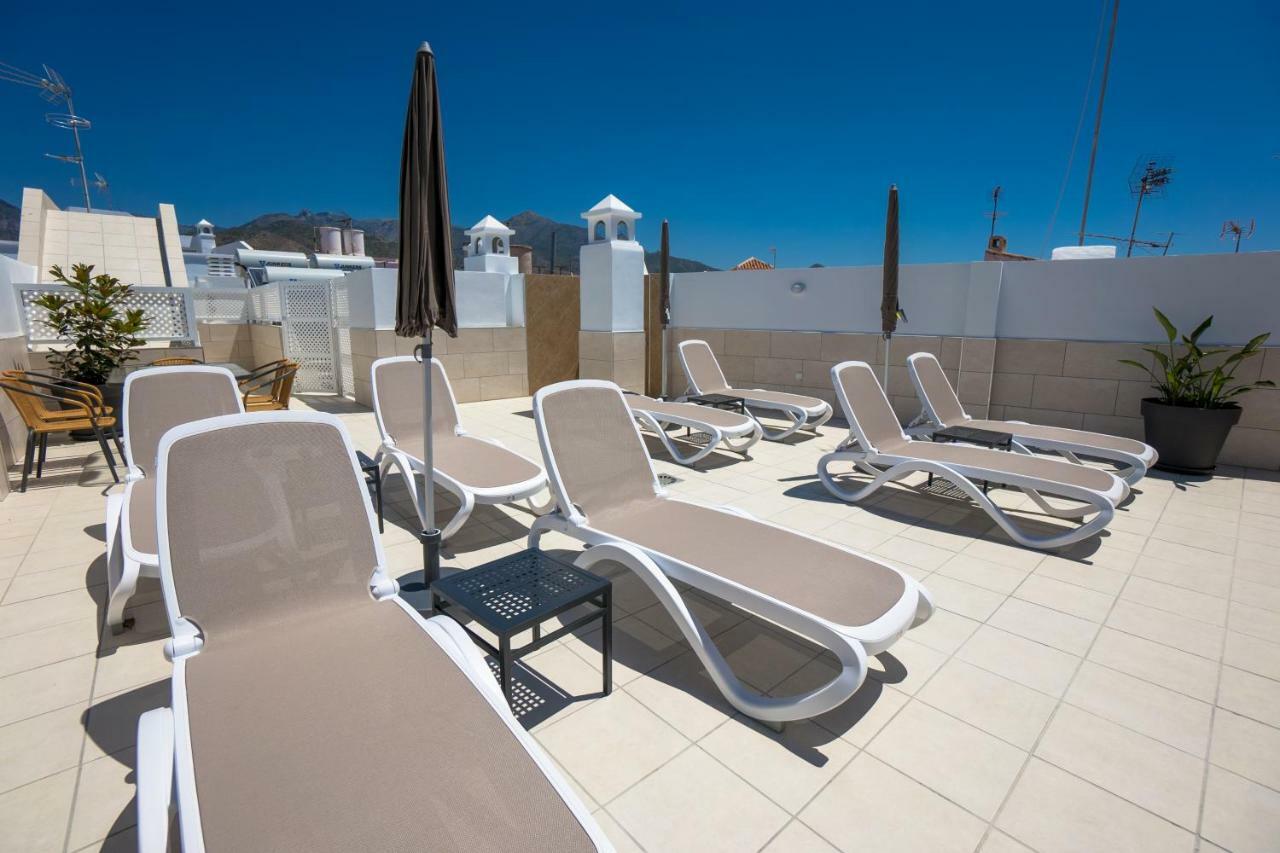 Apartamentos Mombasa 2 Planta Нерха Екстериор снимка