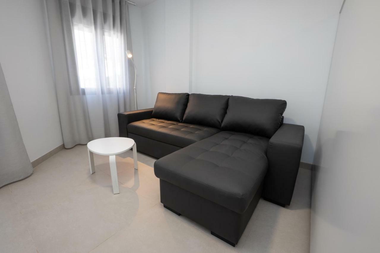 Apartamentos Mombasa 2 Planta Нерха Екстериор снимка